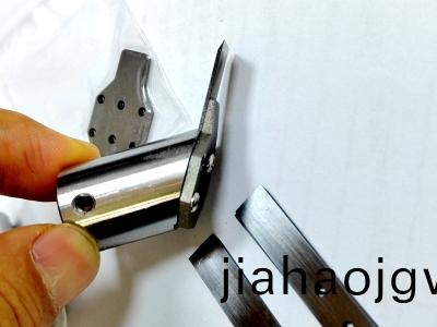 鏟(chan)膠(jiao)刀(dao)